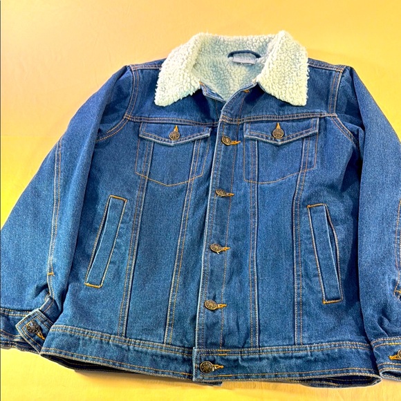 Bocini Other - Bocini denim jacket, youth boys size large 10 to 12 Sherpa- Lined